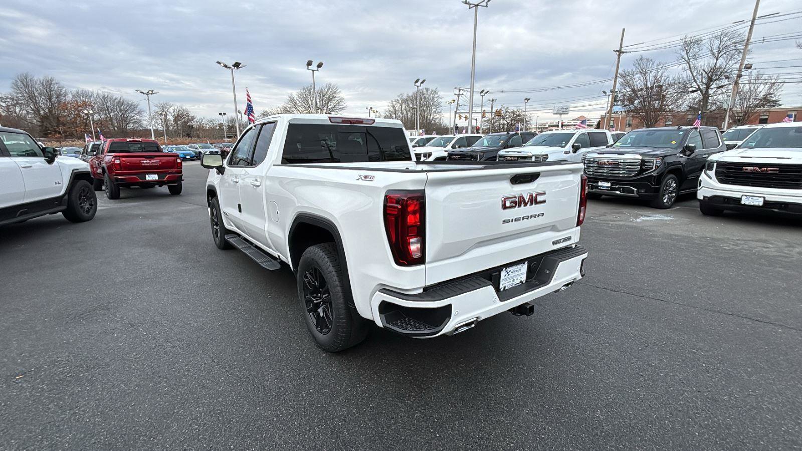 New 2026 GMC Sierra 1500 Elevation image 5