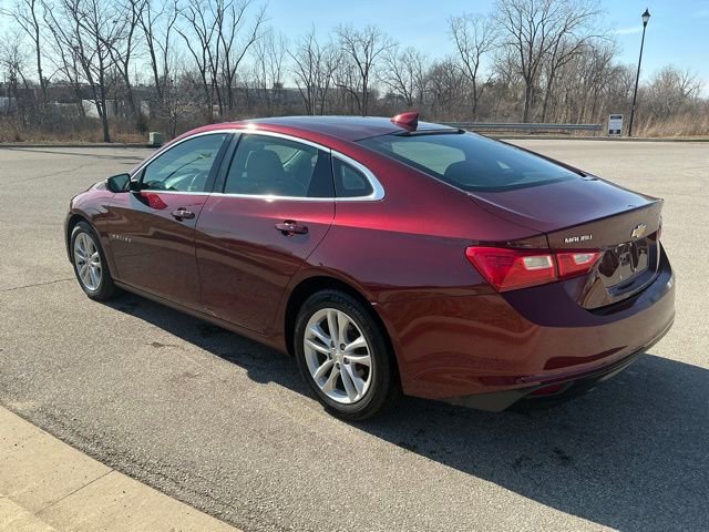 Used 2016 Chevrolet Malibu LT image 4