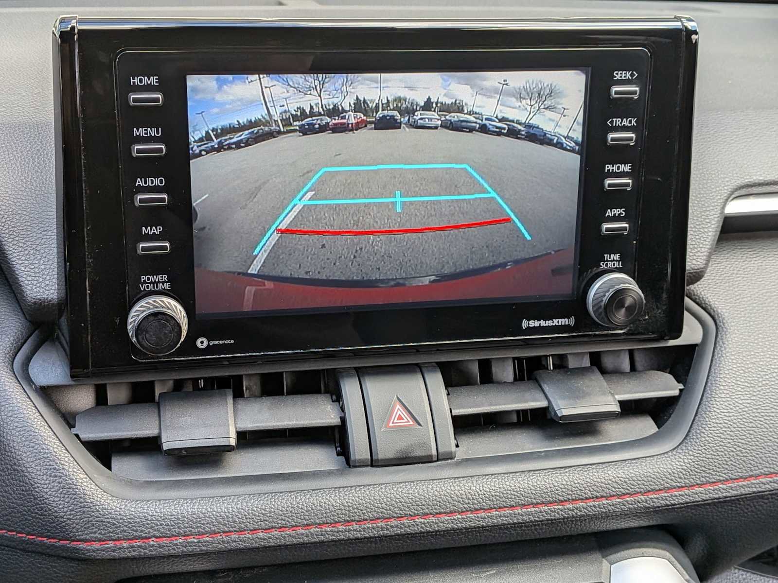 Used 2022 Toyota RAV4 SE w/ Weather & Moonroof Package image 27