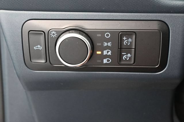Used 2025 Ford Maverick XL w/ Equipment Group 102A AWD/4WD image 14