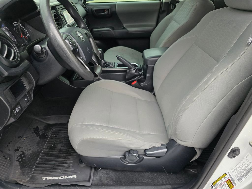 Used 2018 Toyota Tacoma SR image 23