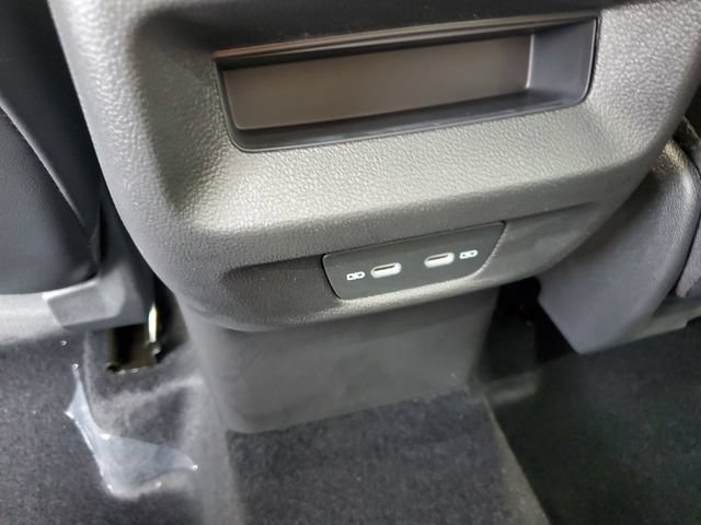New 2026 Volkswagen Tiguan SE AWD/4WD image 11