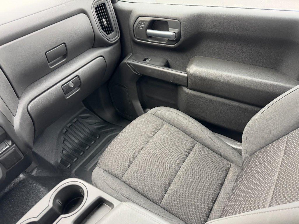 Used 2025 Chevrolet Silverado 1500 W/T RWD image 18