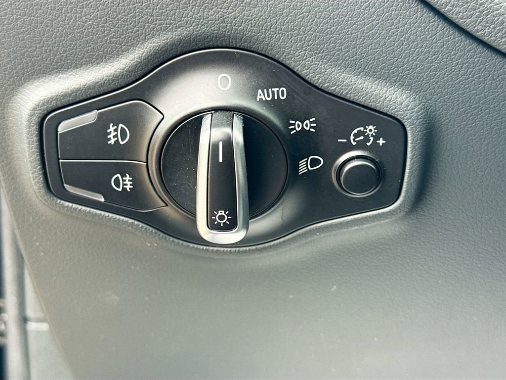 Used 2015 Audi Q5 3.0T Premium Plus w/ Technology Package image 35