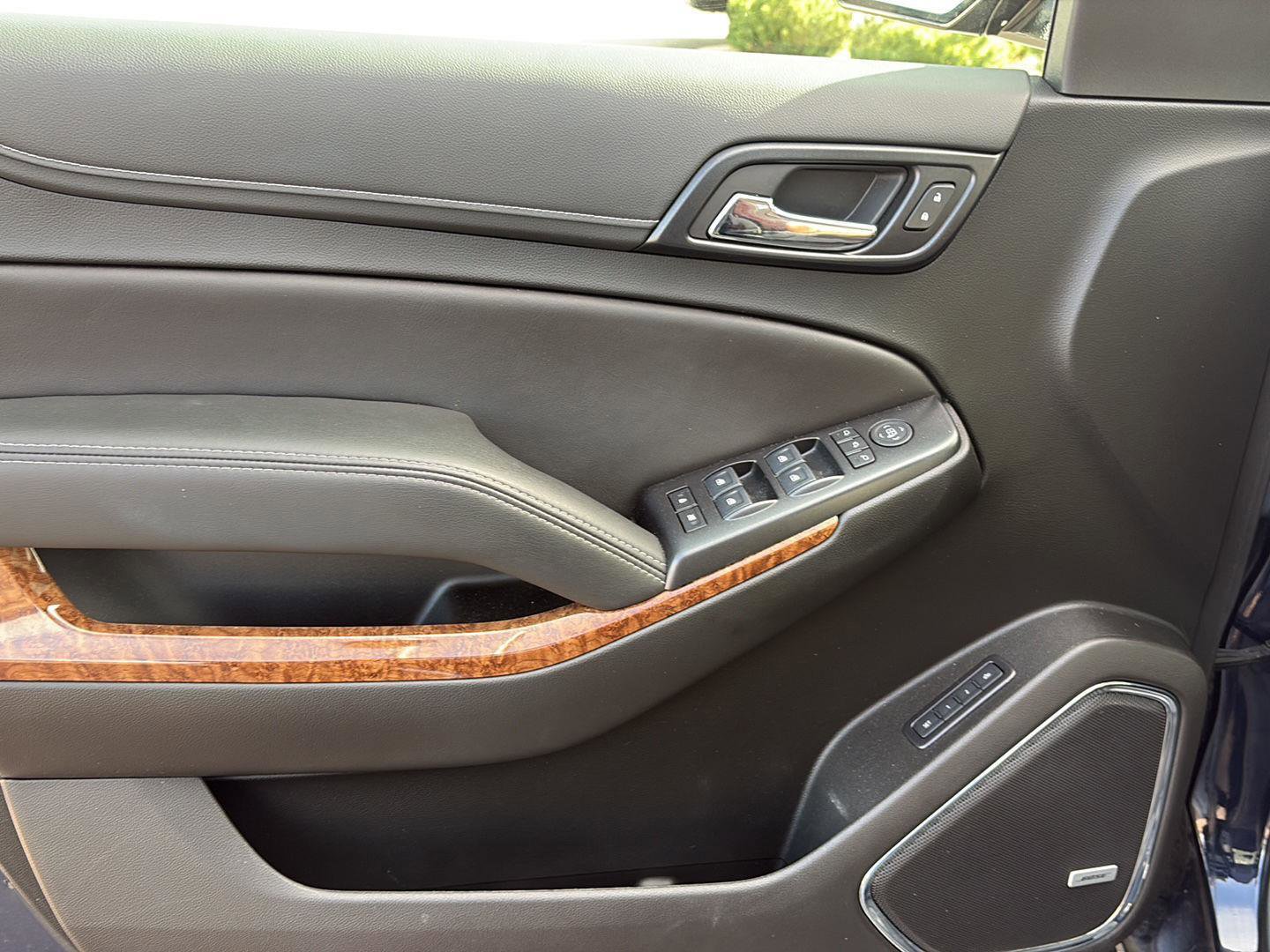 Used 2019 Chevrolet Tahoe Premier w/ Premier Plus Edition image 11