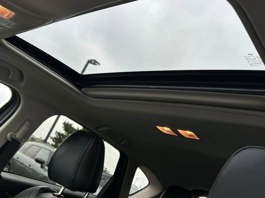 Used 2022 MAZDA CX-5 AWD 2.5 S w/ Preferred Package image 16