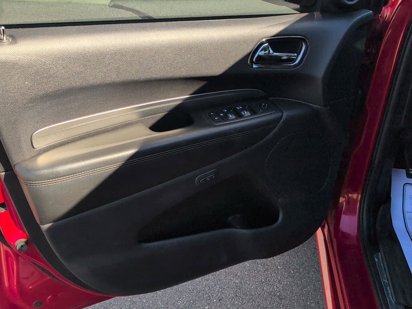 Used 2018 Dodge Durango GT image 18