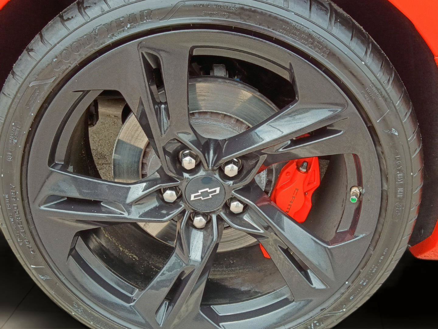 Used 2020 Chevrolet Camaro SS RWD image 76