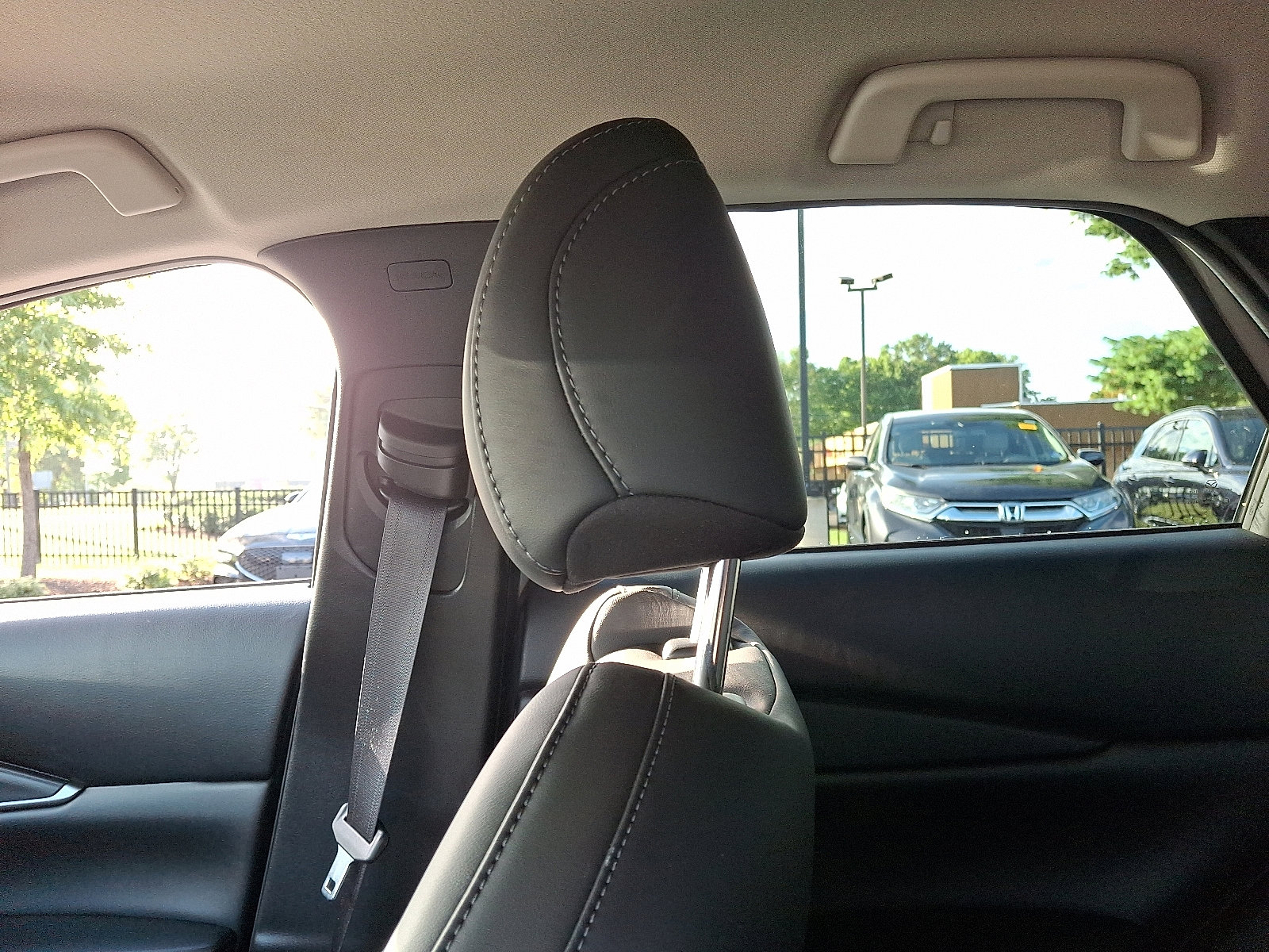 Used 2024 MAZDA CX-30 AWD 2.5 S w/ Select Sport Pkg image 17