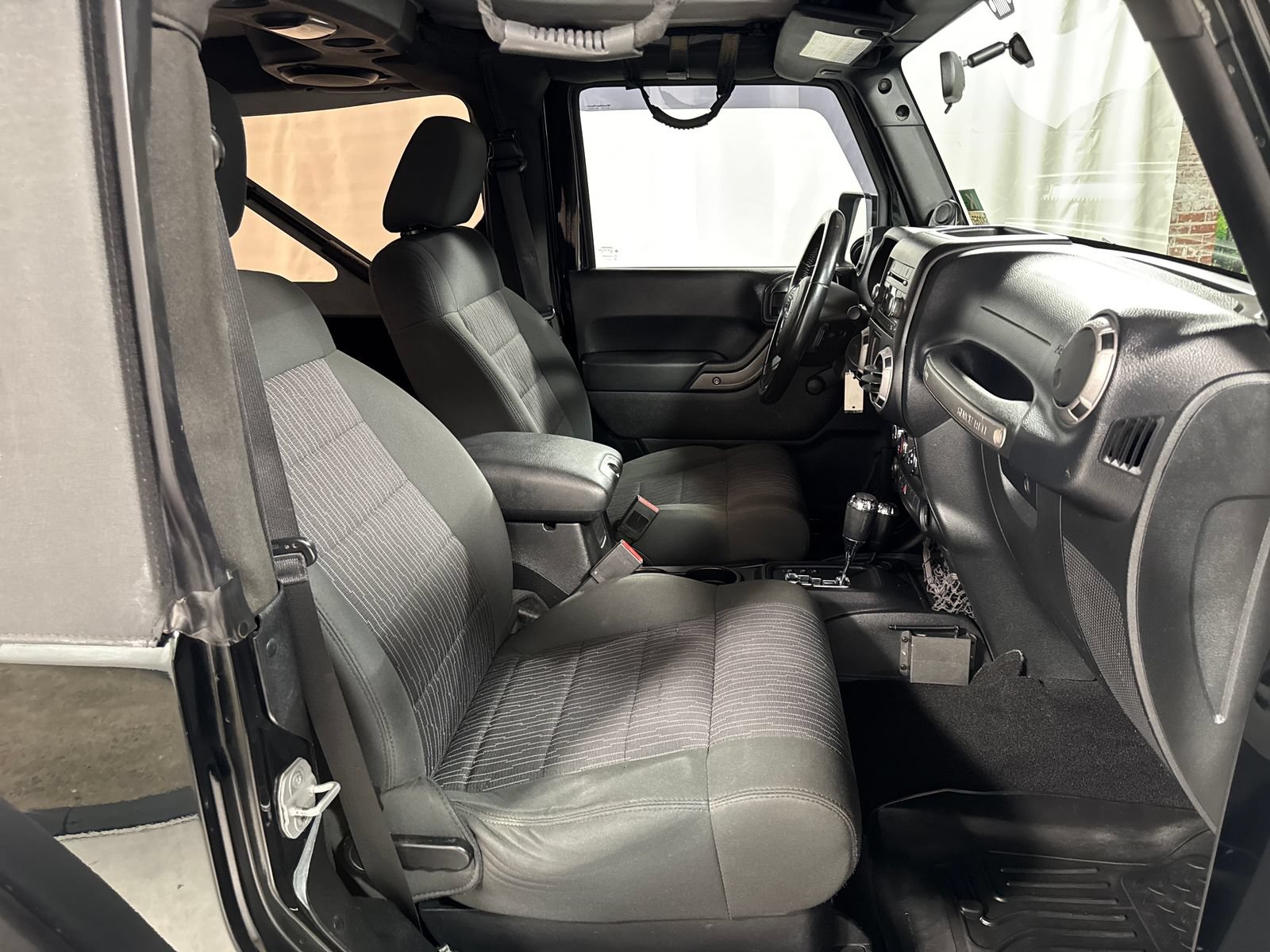 Used 2012 Jeep Wrangler Sport AWD/4WD image 24