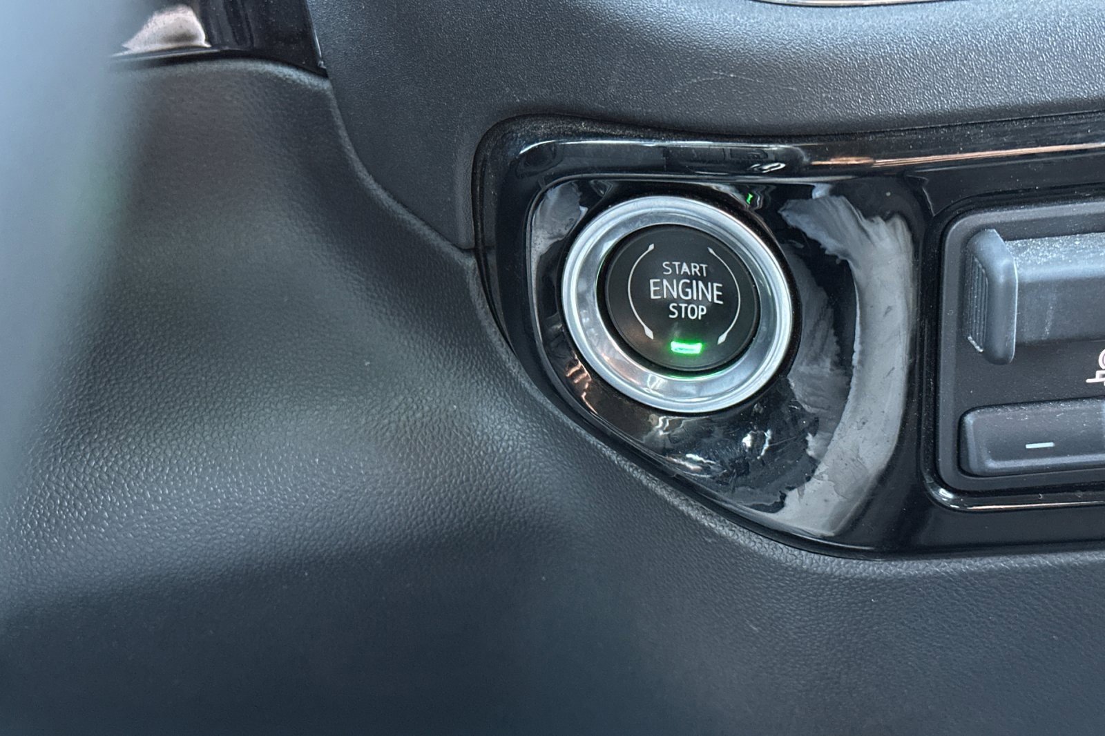 Used 2023 Chevrolet Silverado 1500 LT Trail Boss w/ Protection Package image 33