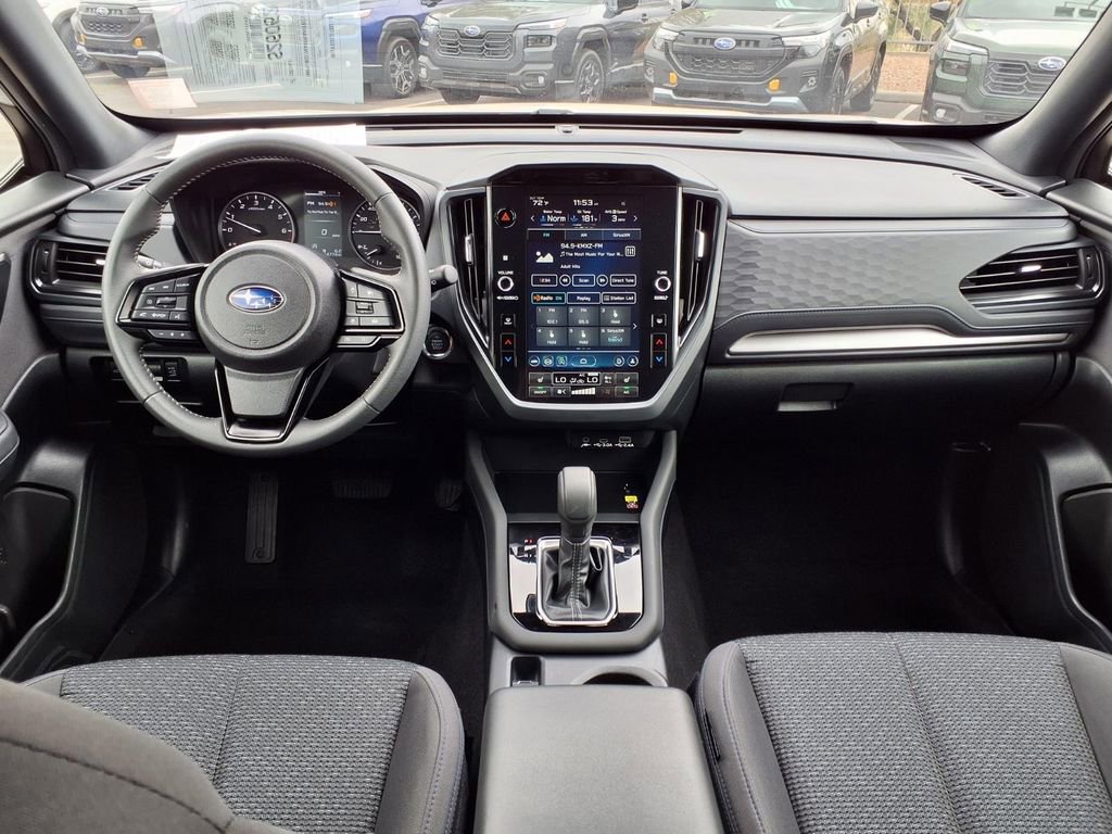 Used 2025 Subaru Forester Premium image 2