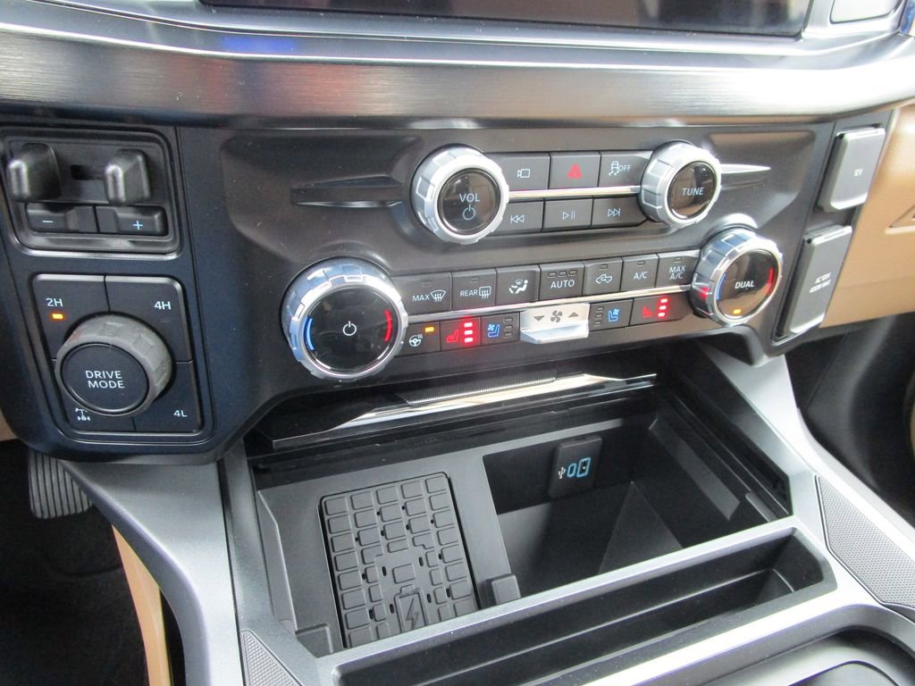 Used 2026 Ford F250 Lariat w/ Chrome Package image 42