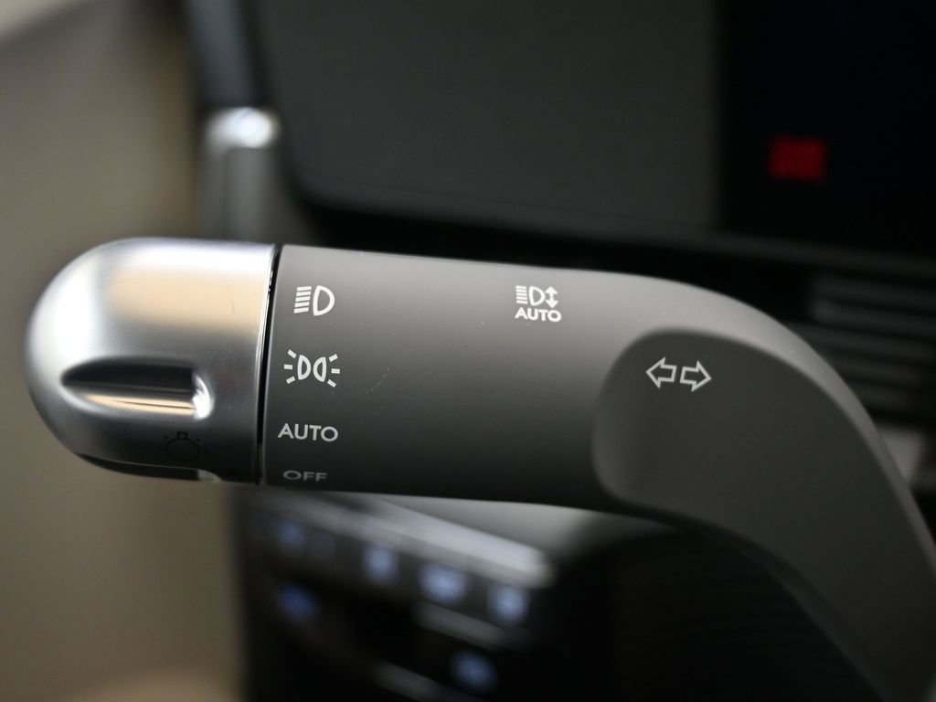 New 2025 Hyundai Ioniq 5 SEL image 29