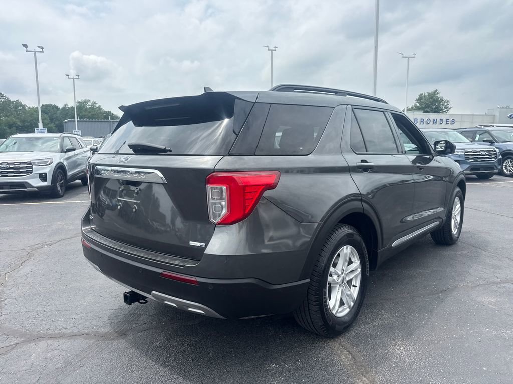 Used 2020 Ford Explorer XLT w/ Equipment Group 202A AWD/4WD image 7