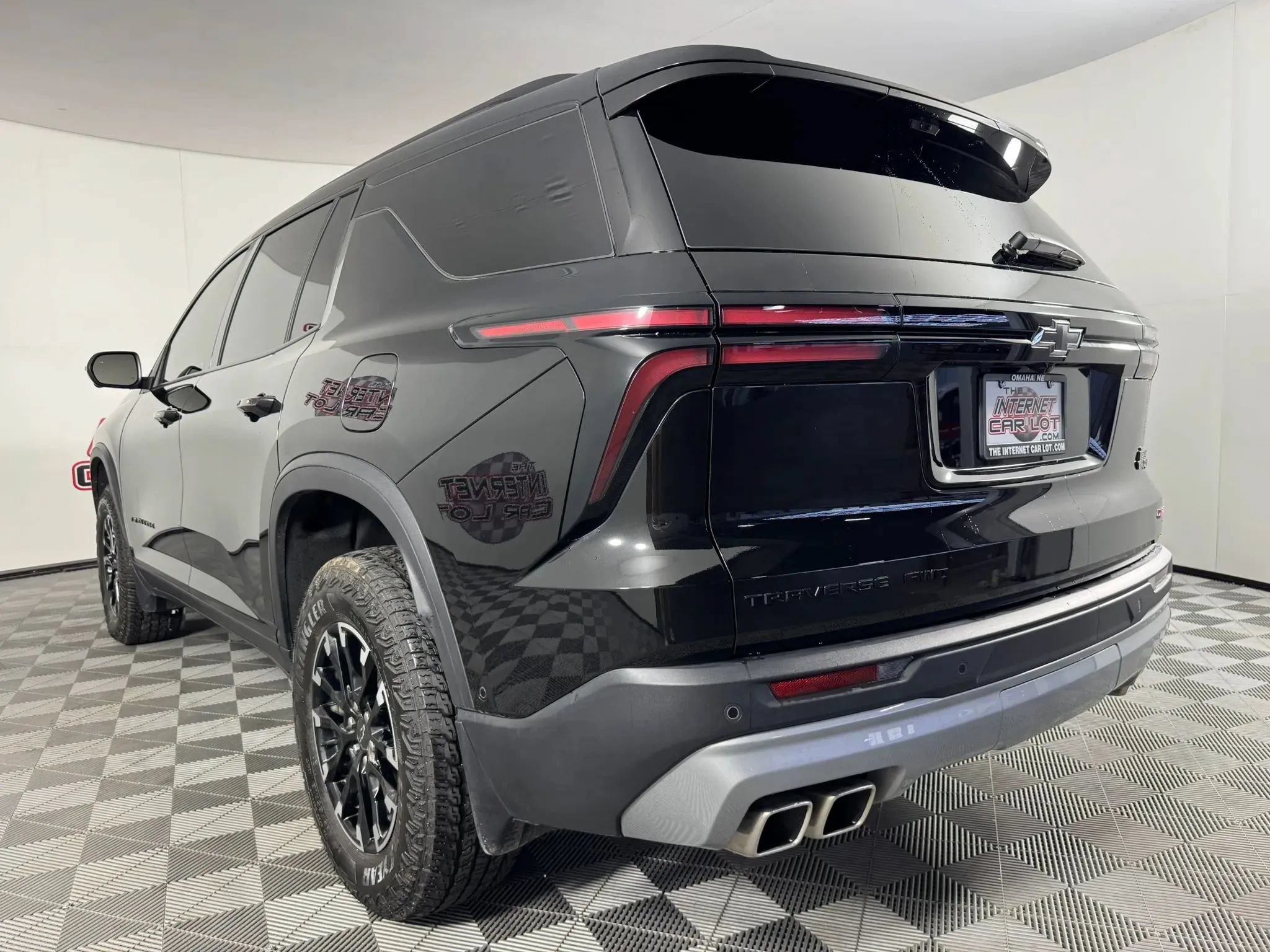 Used 2025 Chevrolet Traverse Z71 w/ Enhanced Driving Package AWD/4WD image 26
