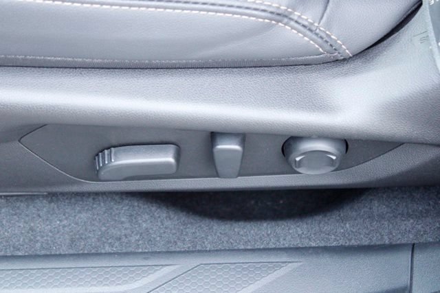 Certified 2026 Subaru Outback Limited AWD/4WD image 15