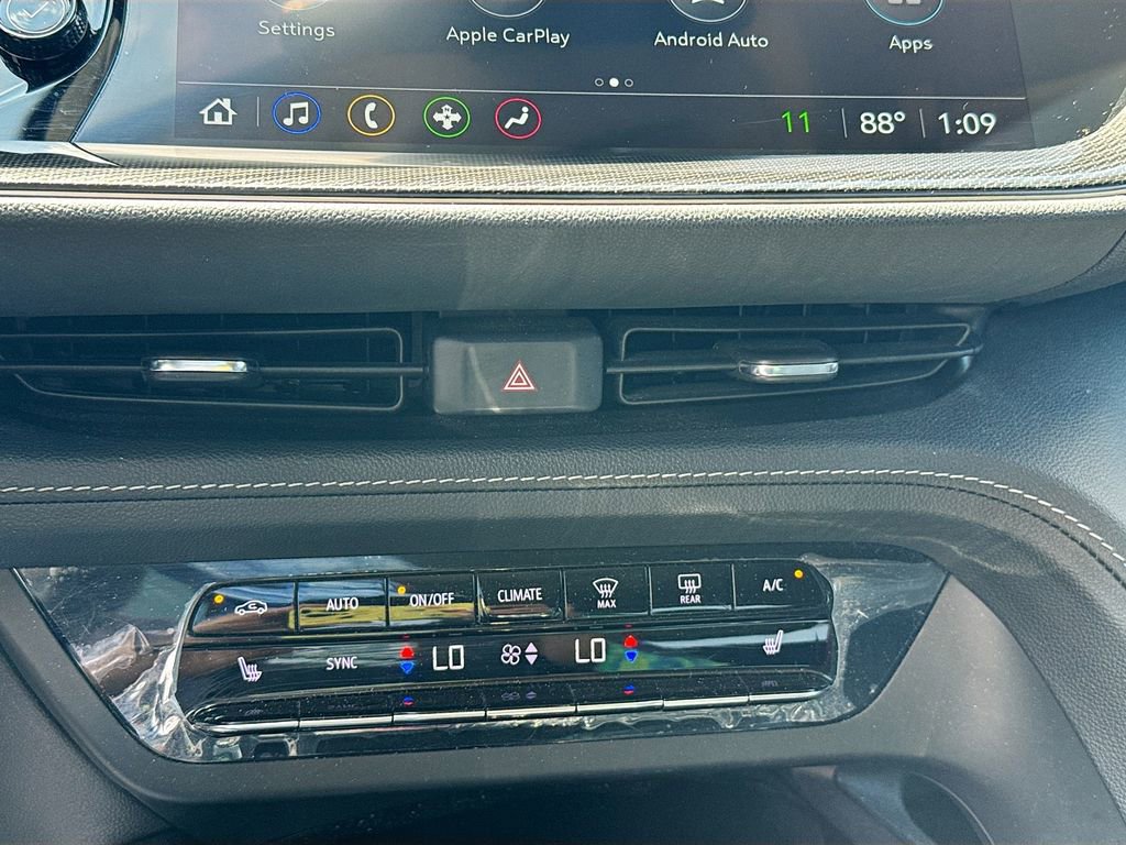 Used 2022 Buick Envision Essence w/ Sport Touring Package image 16