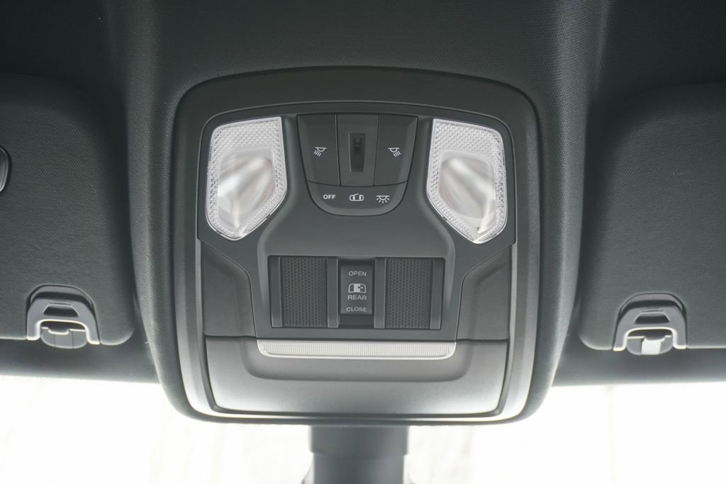 Used 2022 RAM 1500 Big Horn image 30