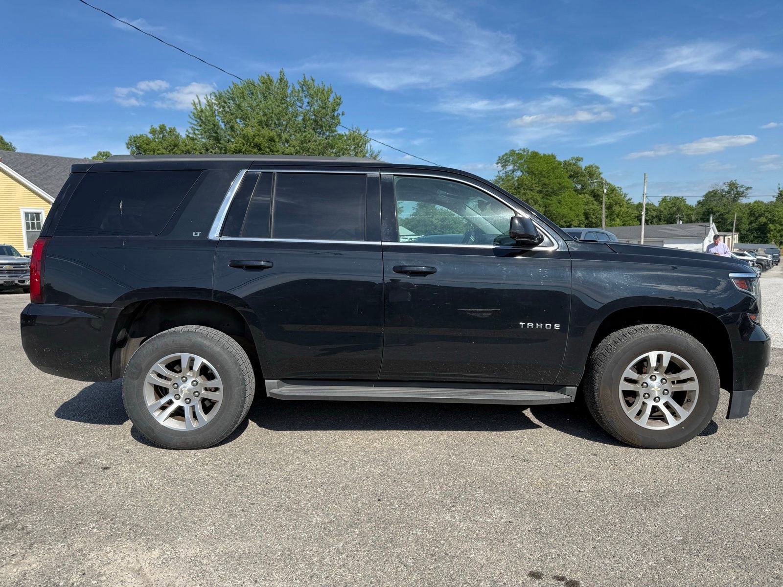 Used 2017 Chevrolet Tahoe LT AWD/4WD image 8