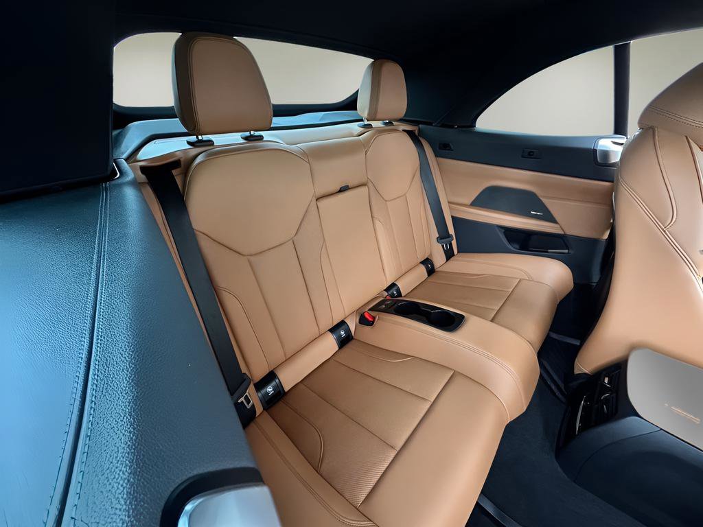 Used 2024 BMW 440i xDrive Convertible w/ Premium Package image 19