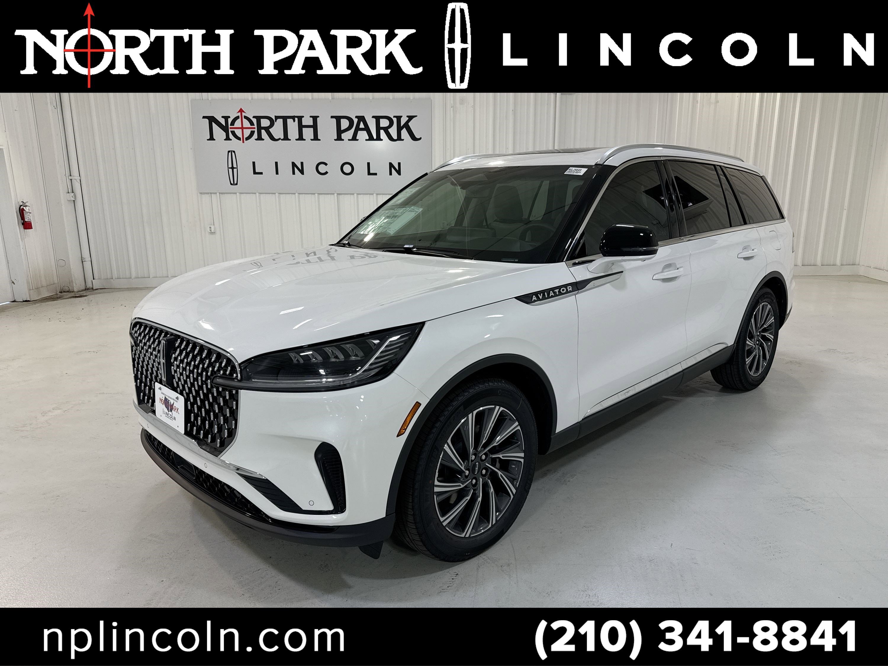 New 2025 Lincoln Aviator 2WD