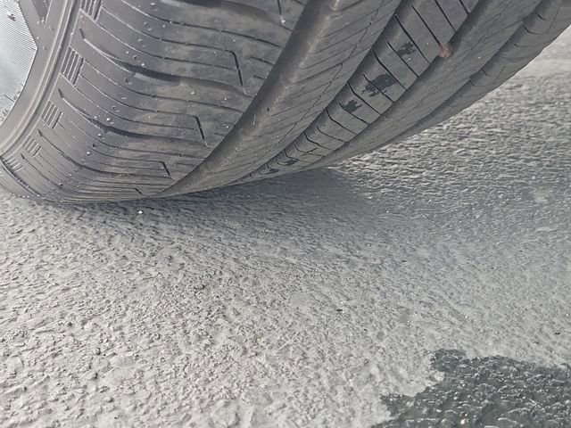 Used 2026 Ford Explorer Active RWD image 32