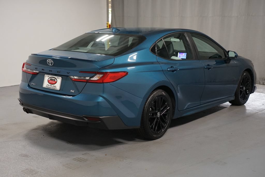 Used 2025 Toyota Camry SE FWD image 8