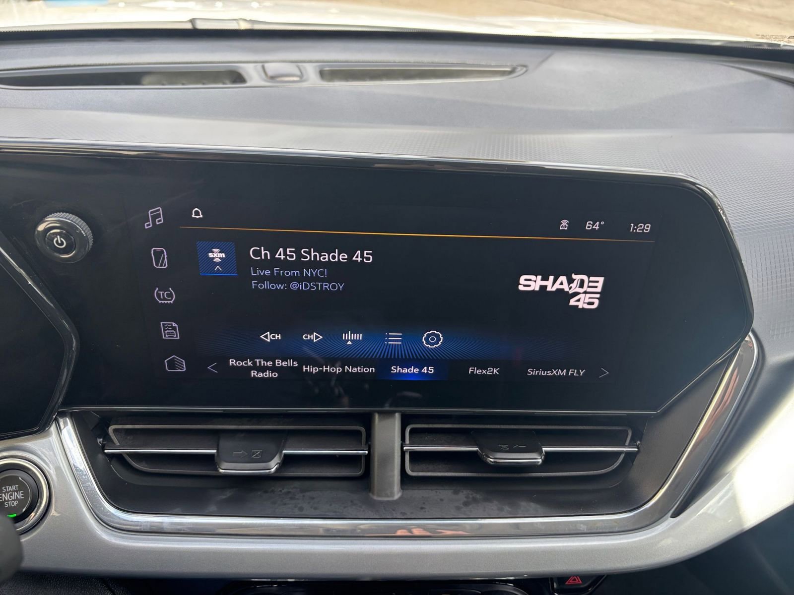 Used 2025 Chevrolet Trax LT image 21