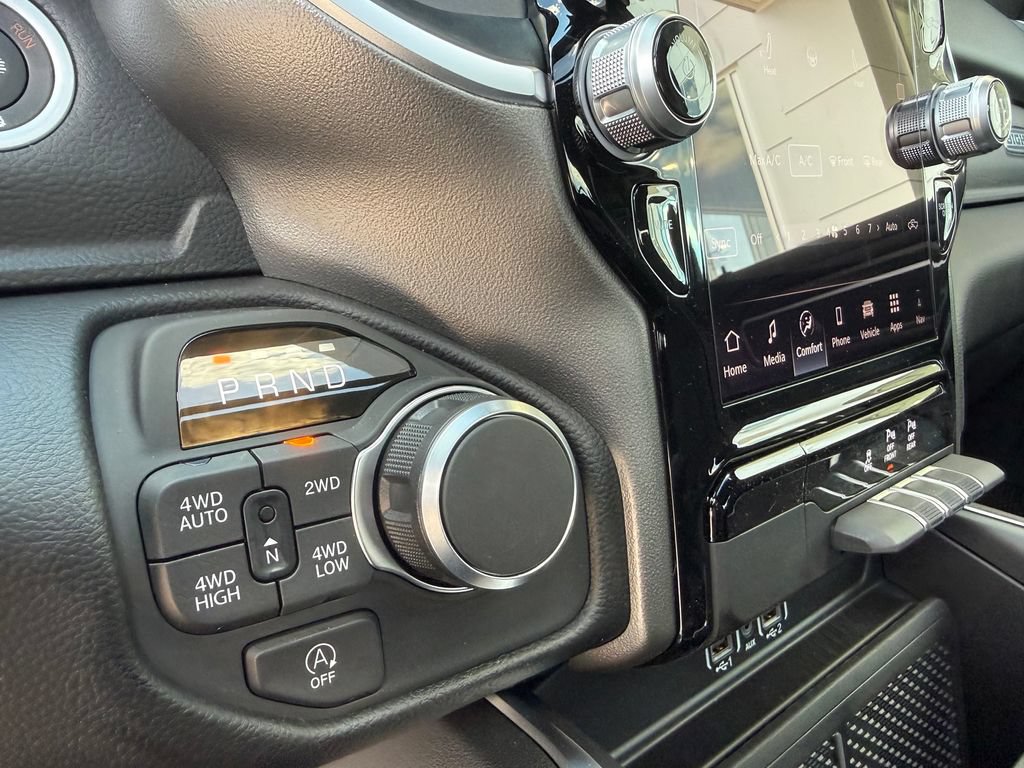 New 2026 RAM 1500 Big Horn AWD/4WD image 21
