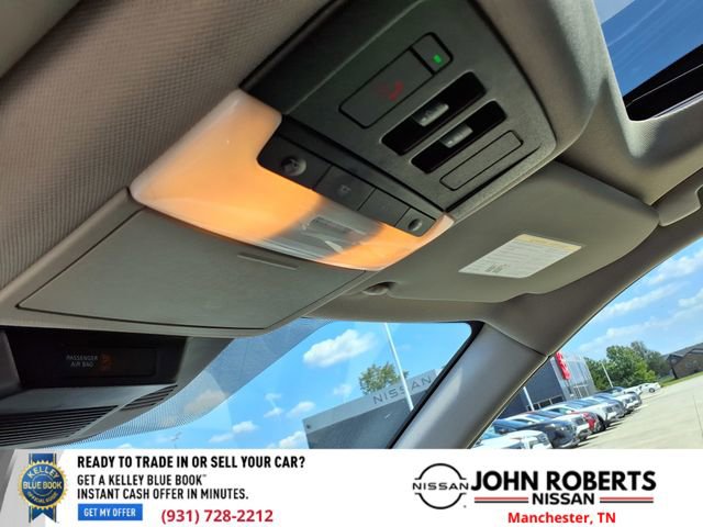 Used 2023 Nissan Rogue SL w/ SL Premium Package image 30