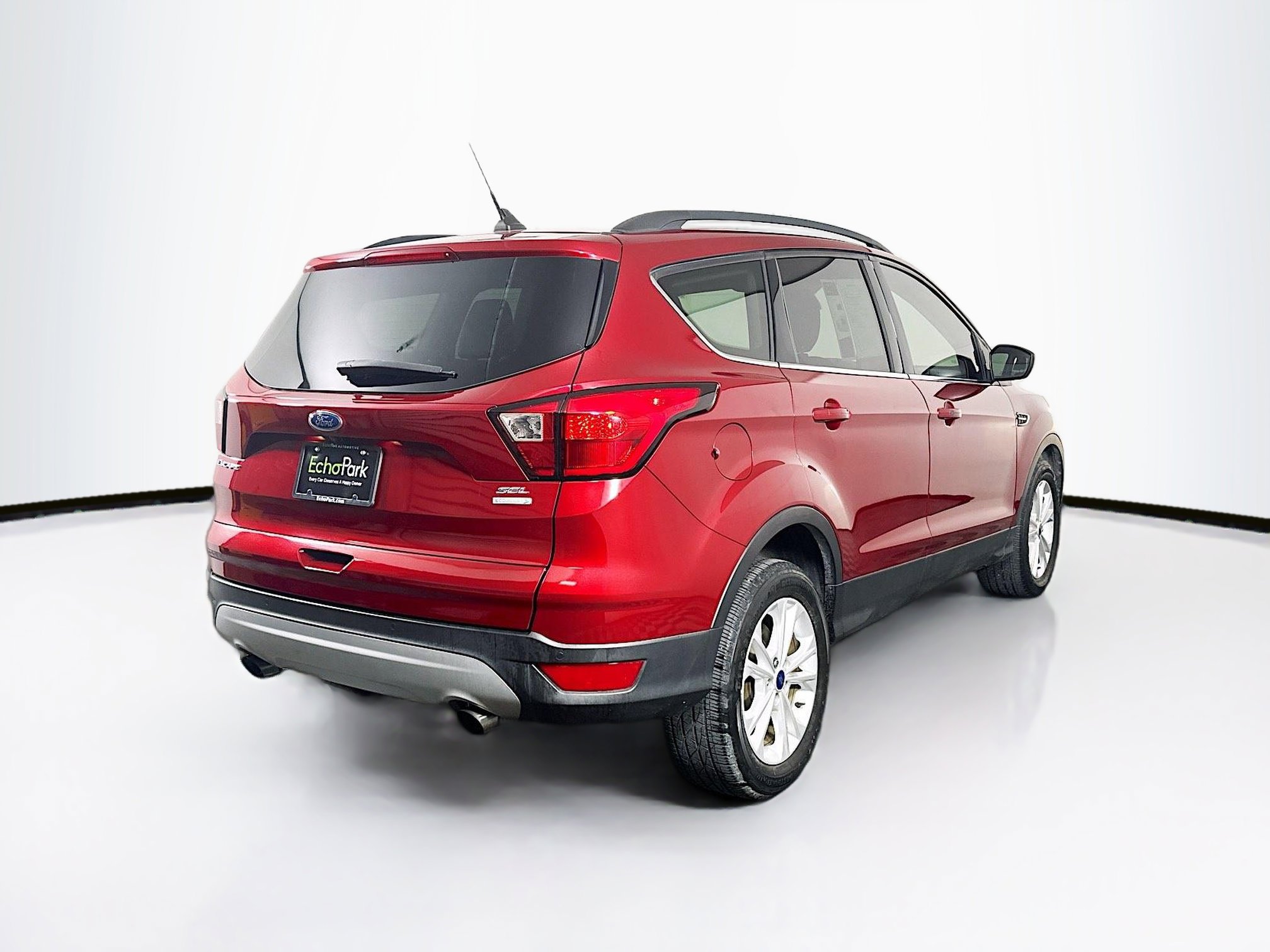 Used 2019 Ford Escape SEL FWD image 9