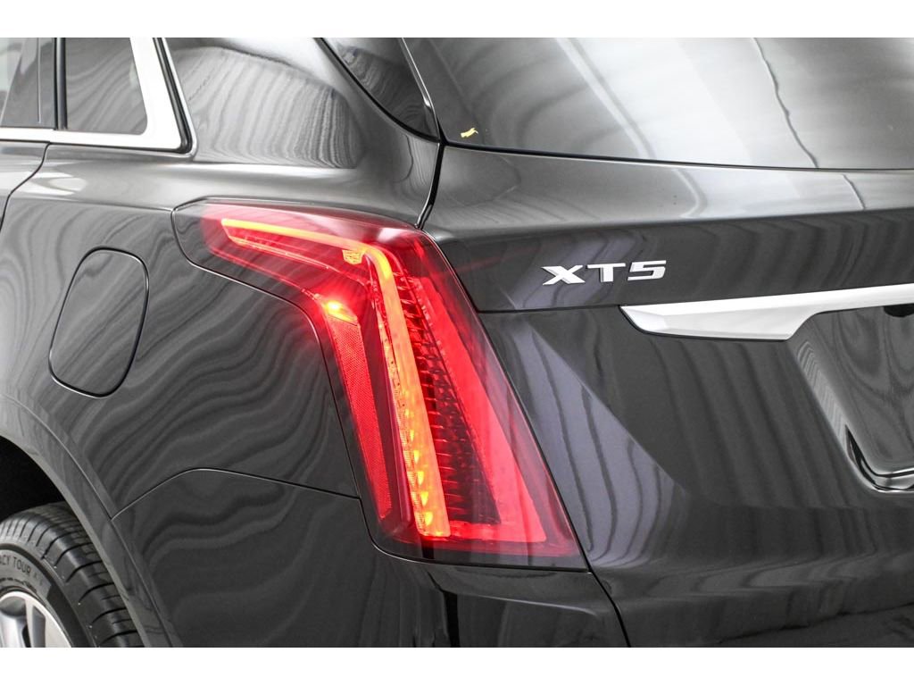Certified 2025 Cadillac XT5 Premium Luxury image 24
