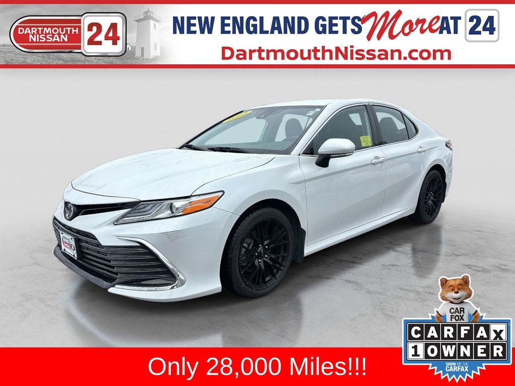 Used 2023 Toyota Camry XLE image 1
