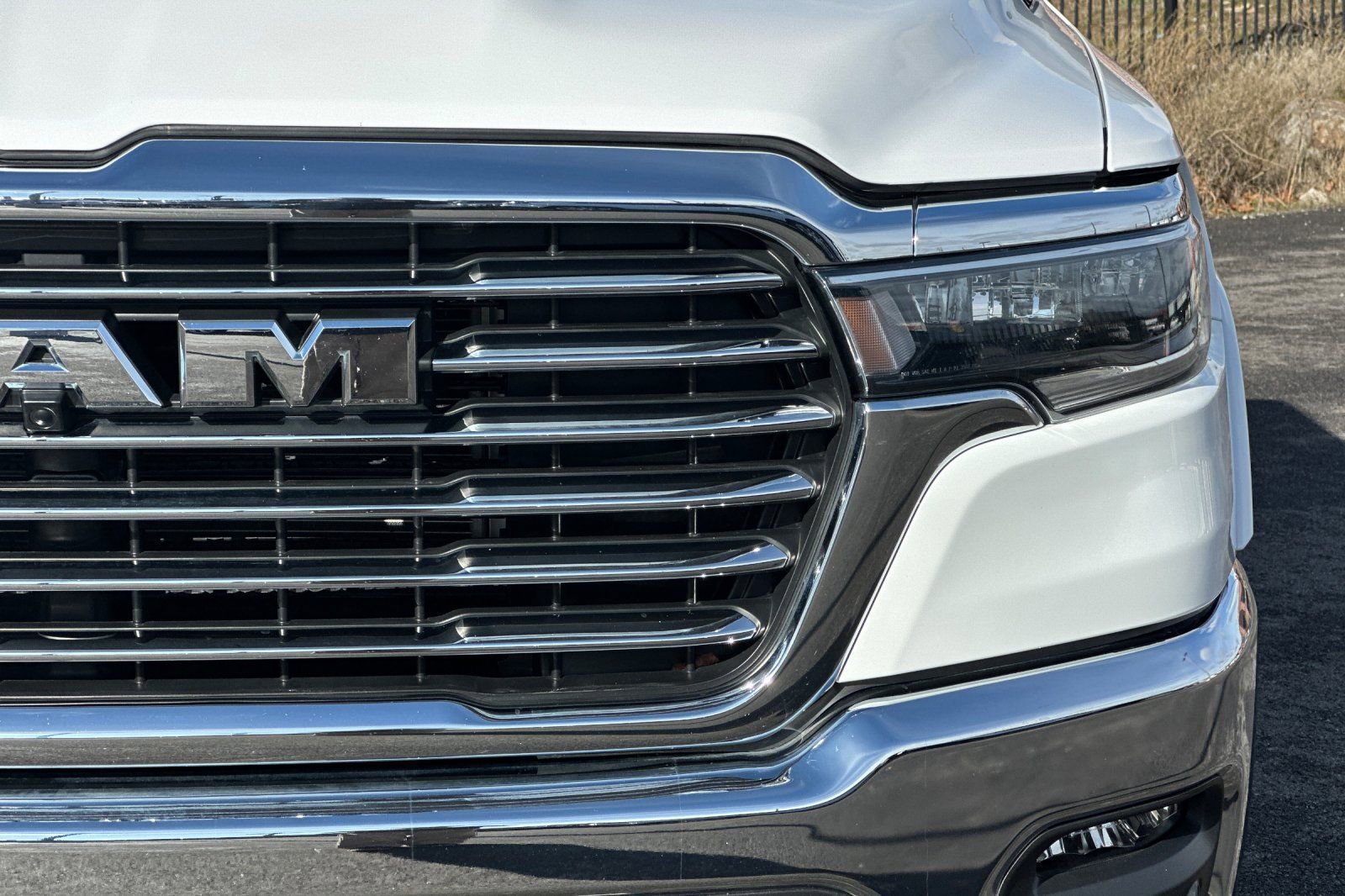 Used 2025 RAM 1500 Laramie AWD/4WD image 52
