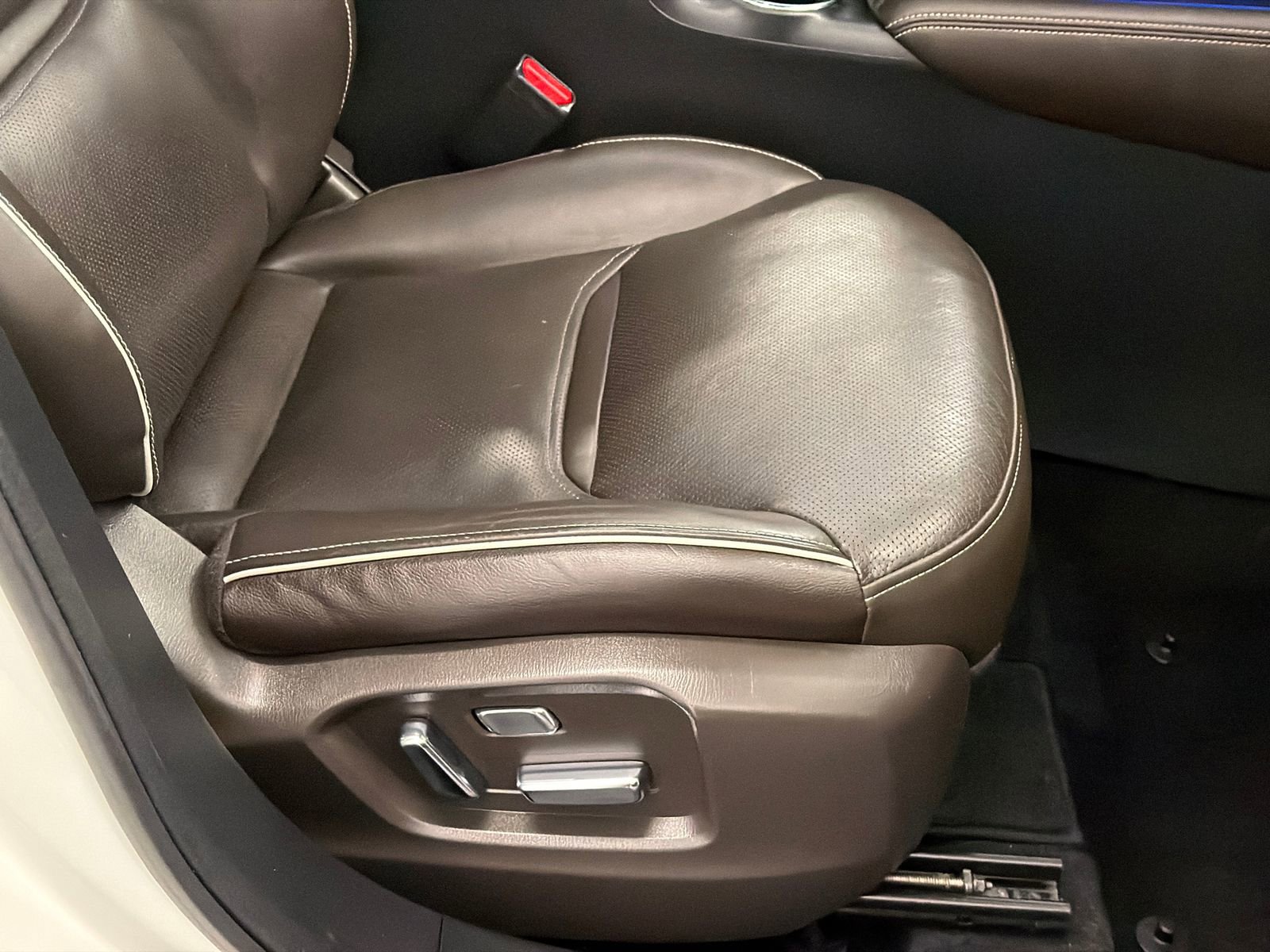 Used 2020 MAZDA CX-9 Signature image 12