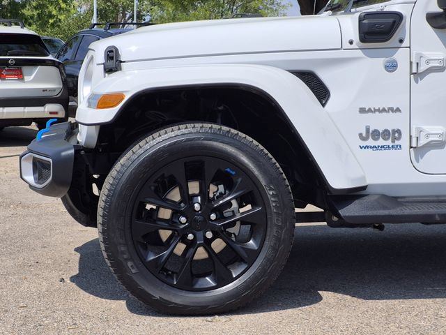 Used 2022 Jeep Wrangler Unlimited Sahara AWD/4WD image 6