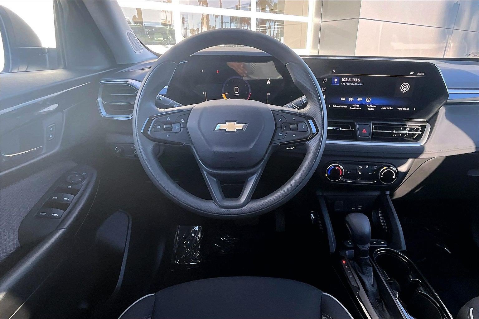 Used 2026 Chevrolet TrailBlazer LS w/ LS Convenience Package FWD image 5