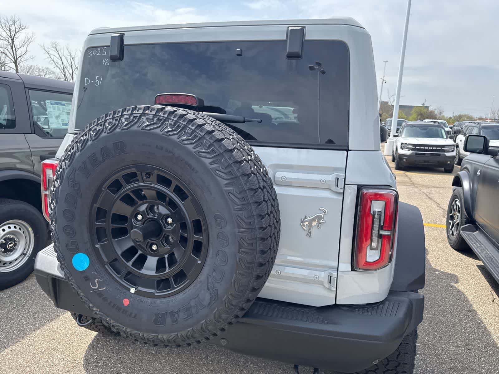 New 2026 Ford Bronco Badlands AWD/4WD image 11