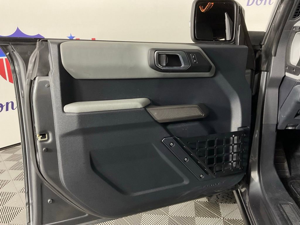 Used 2022 Ford Bronco Badlands image 12