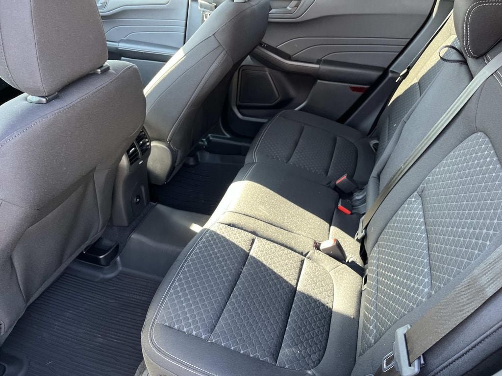 New 2026 Ford Escape Active w/ Tech Pack #1 AWD/4WD image 17
