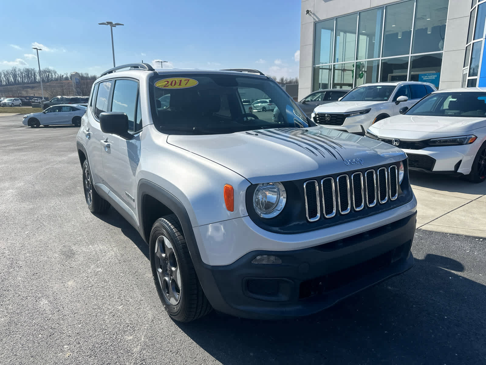 Used 2017 Jeep Renegade Sport w/ Power & Air Group image 2