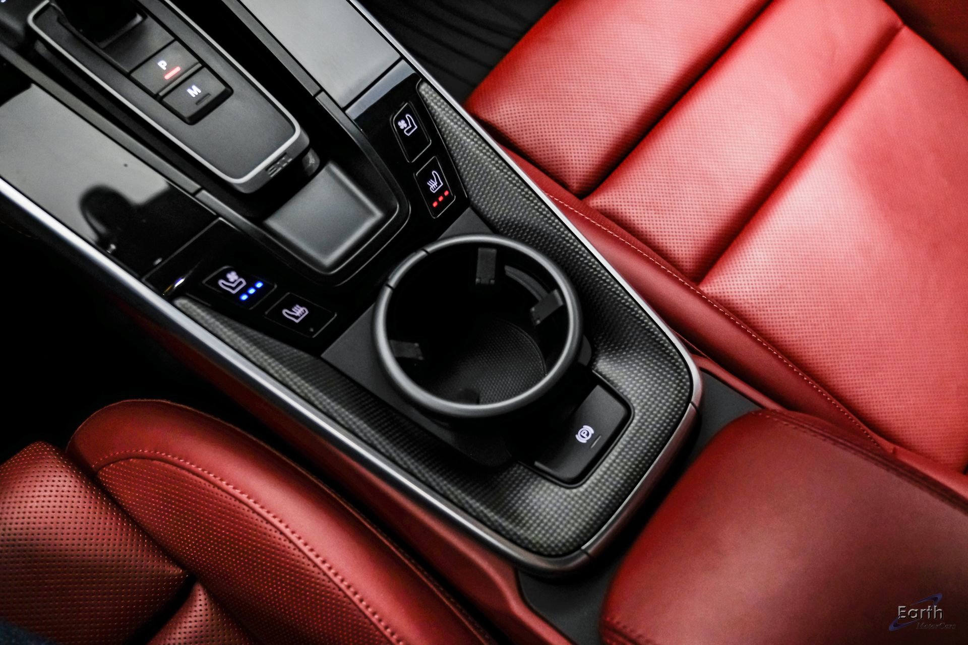 Used 2021 Porsche 911 Turbo image 59