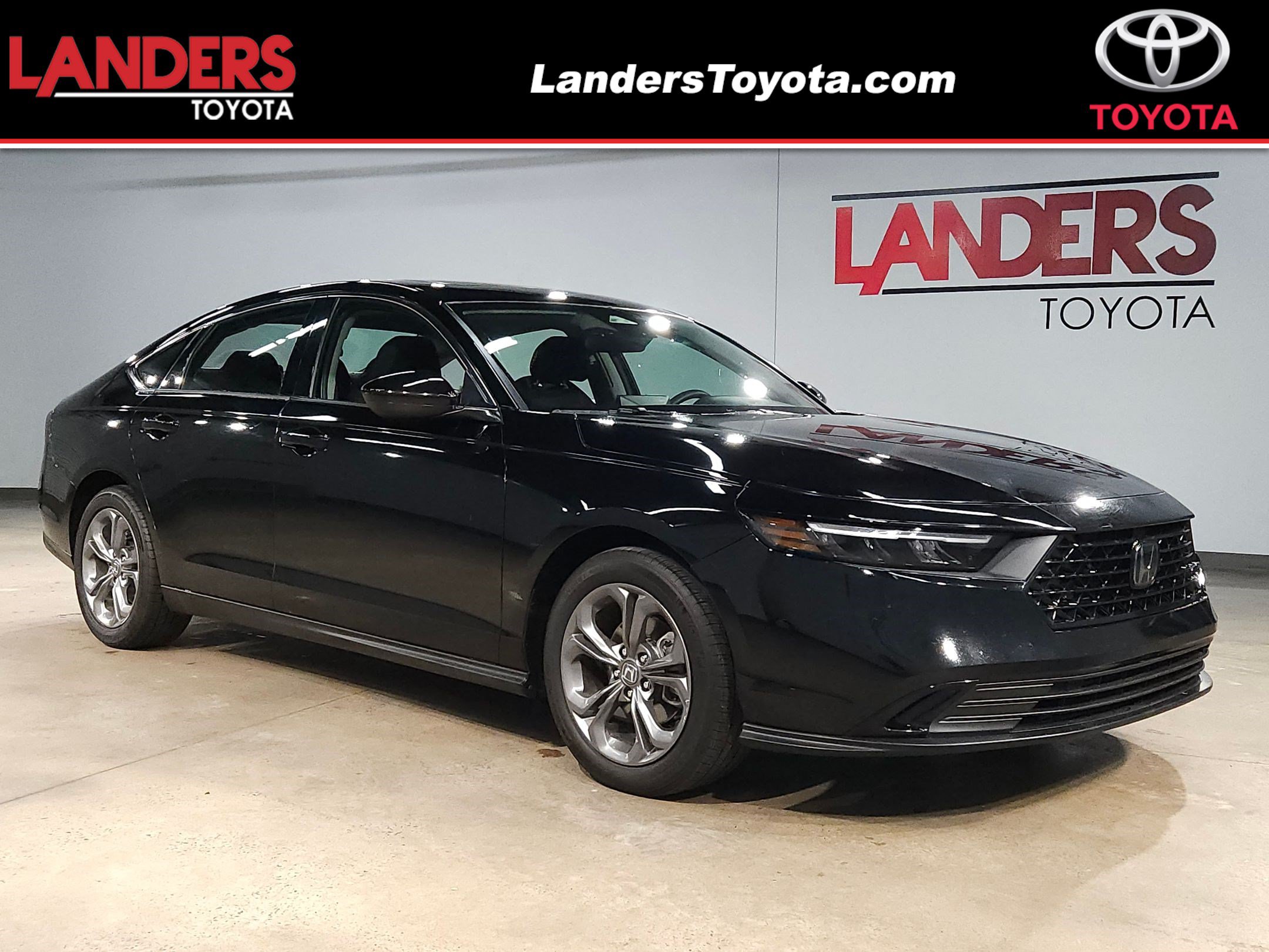 Used 2024 Honda Accord EX image 1