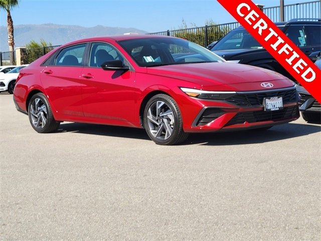 Certified 2025 Hyundai Elantra Sport image 26