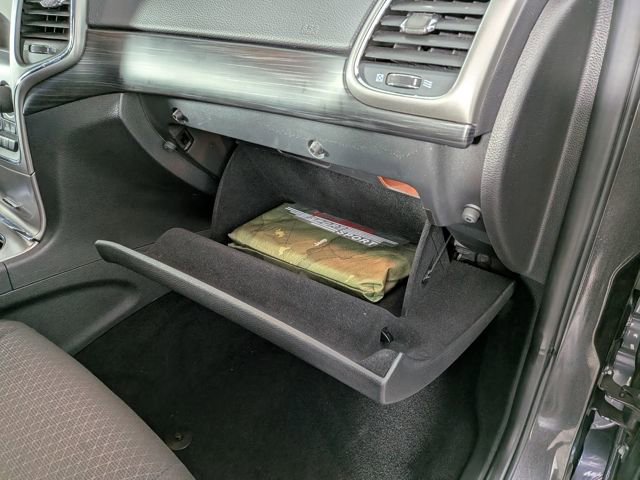 Used 2020 Jeep Grand Cherokee Laredo w/ Security & Convenience Group image 29