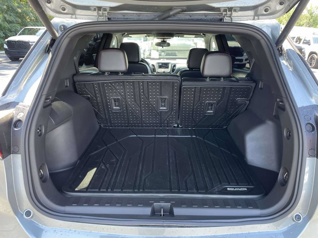 Used 2024 Chevrolet Equinox RS FWD image 40