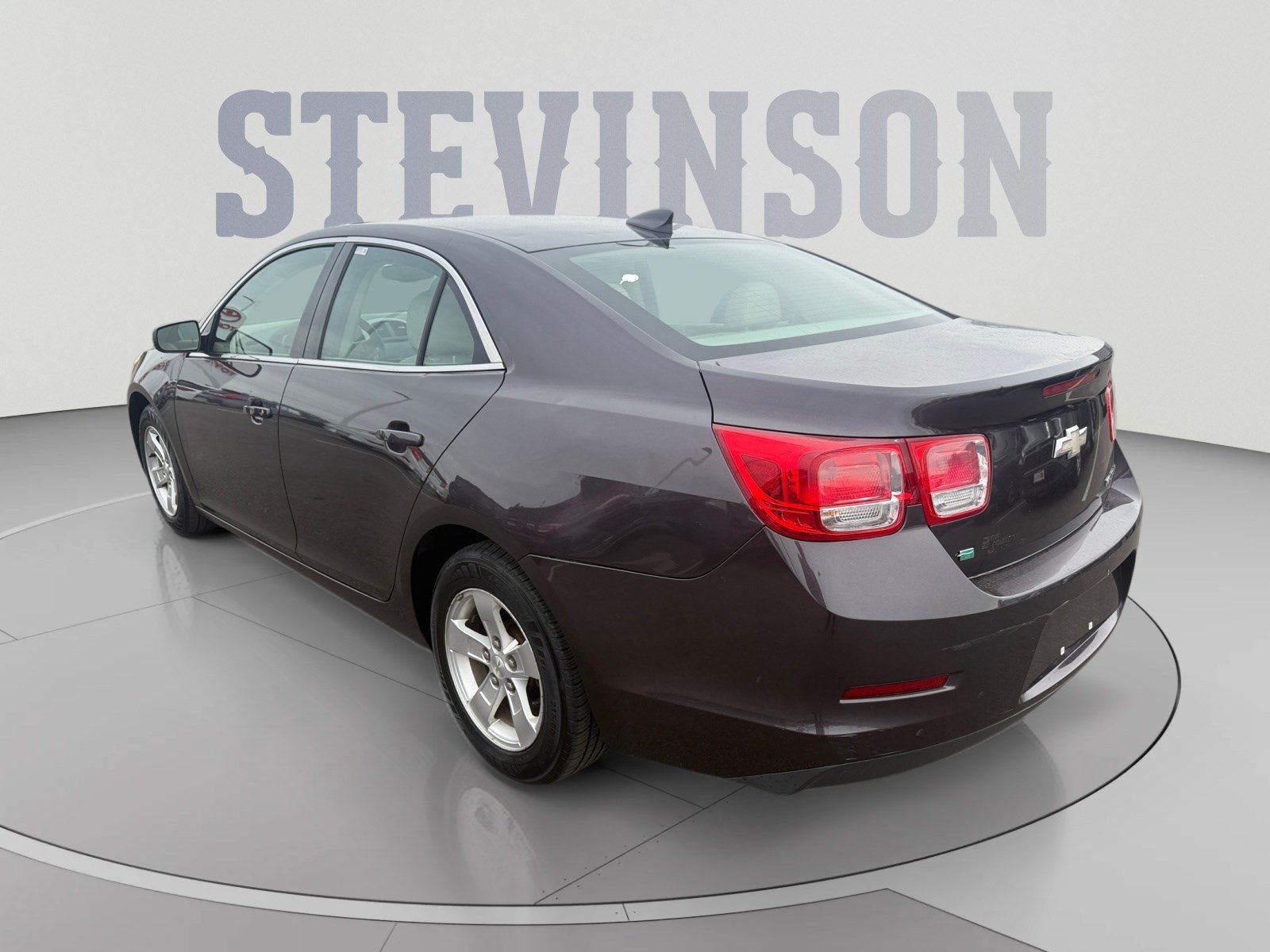 Used 2015 Chevrolet Malibu LT FWD image 3