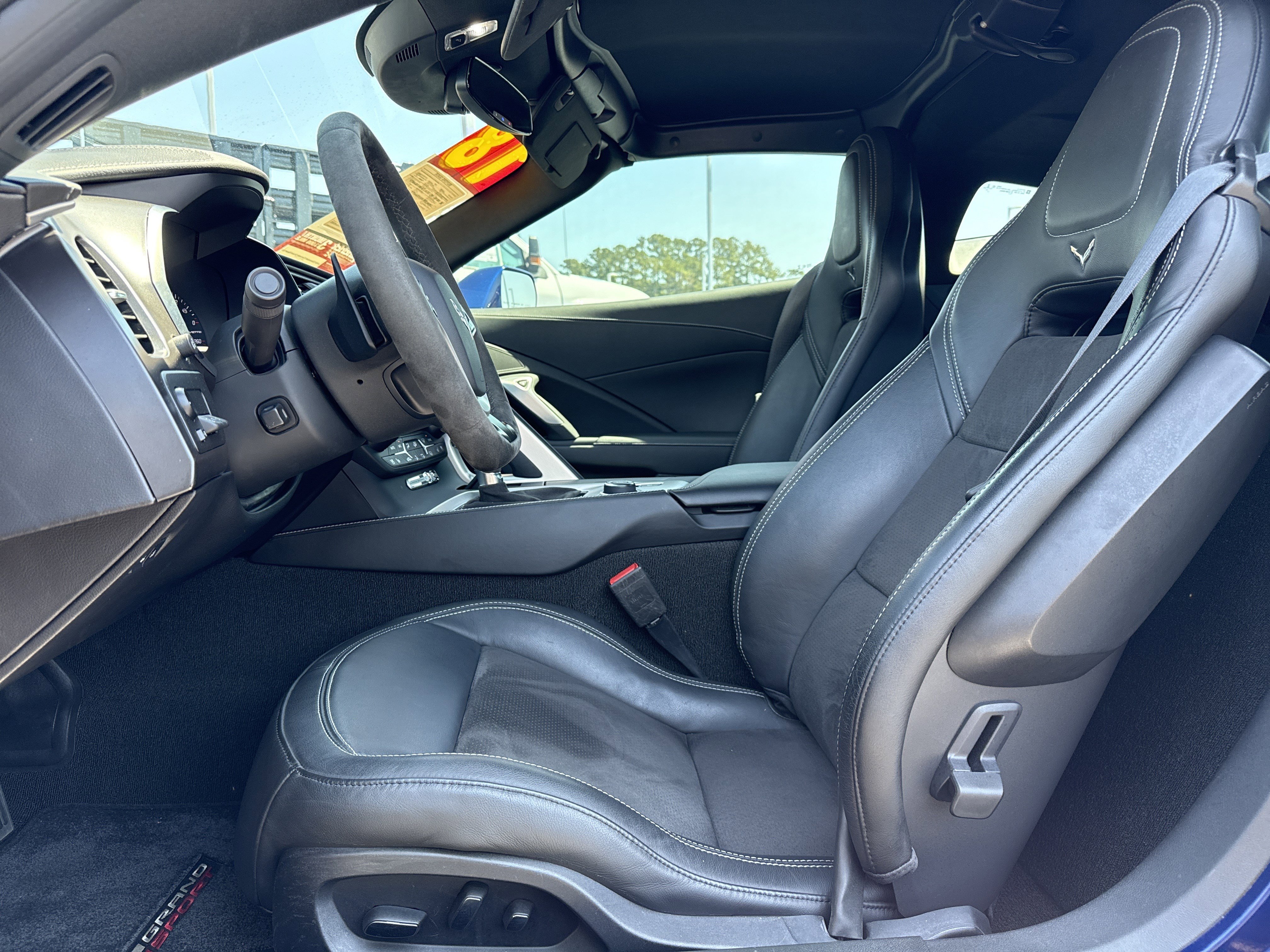 Used 2018 Chevrolet Corvette Grand Sport RWD image 16