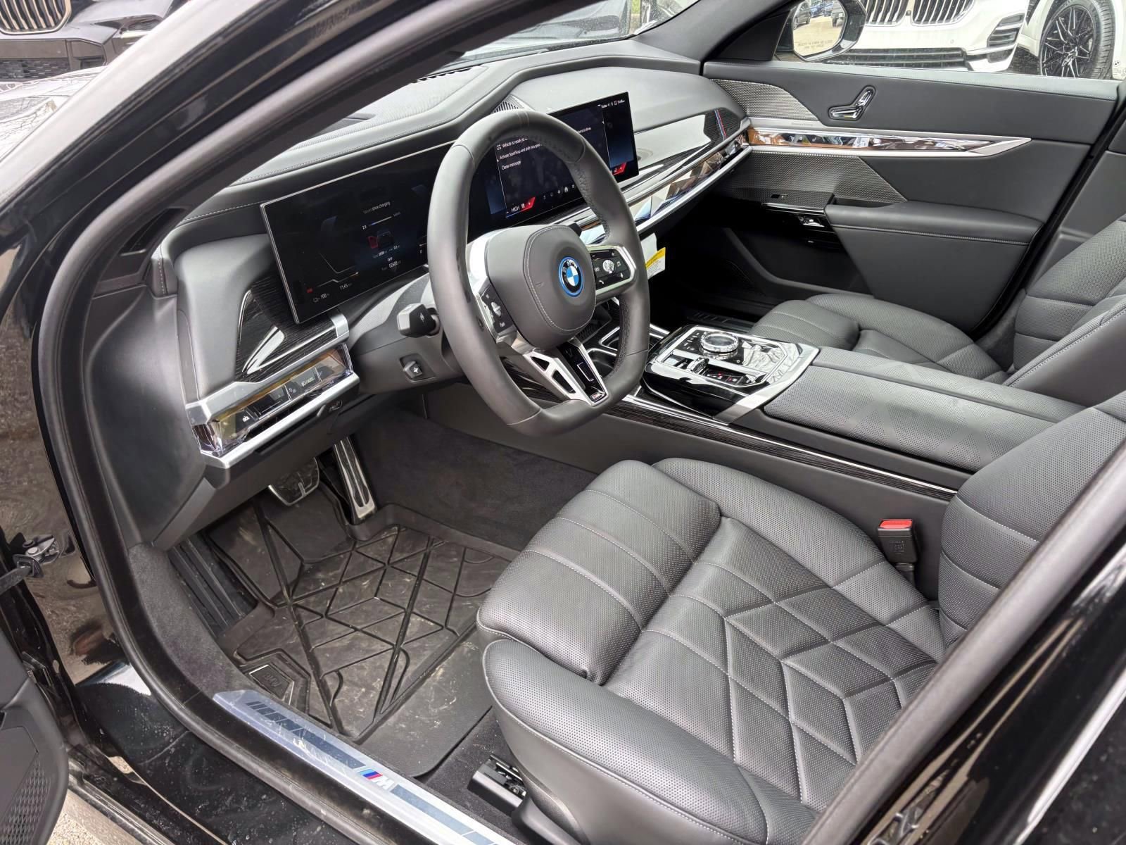 Used 2026 BMW i7 xDrive60 w/ Executive Package AWD/4WD image 26